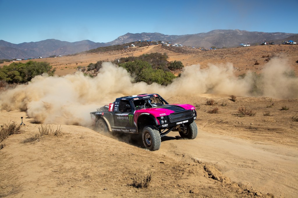 #SCORE: King Shocks Continues 2025 SCORE Winning Streak at Baja&nbsp;400